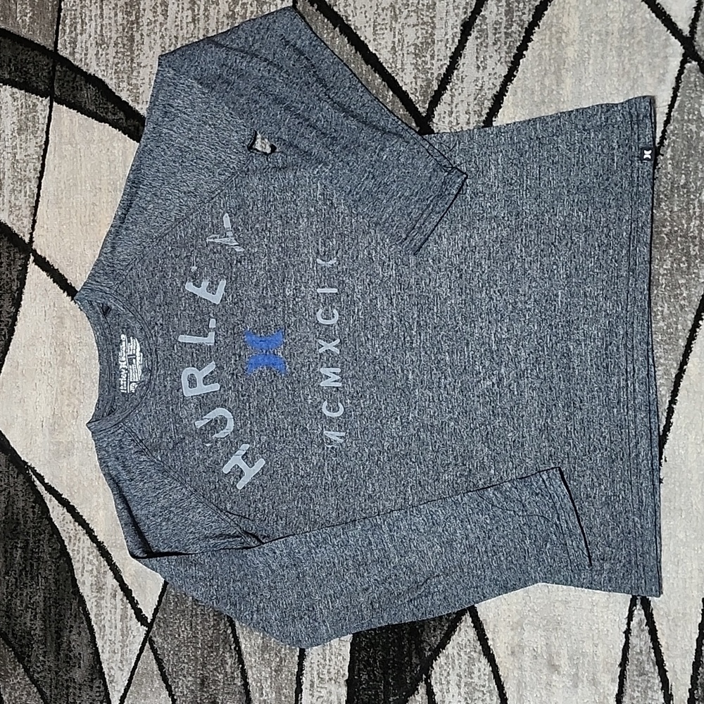 HURLEY BUCKLE EXCLUSIVE LONG-SLEEVED HEATHERED GRAPHIC TEE-SHIRT